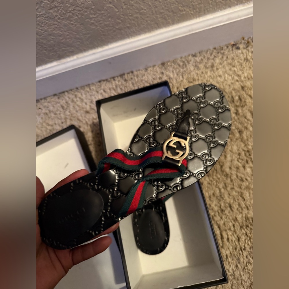 Gucci - Picture 5 of 12